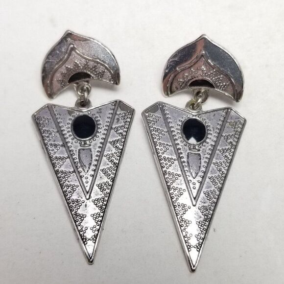 Vintage Silver Tone and Black Enamel Triangle Dangle Stud Earrings, Bold Design - Picture 6 of 6